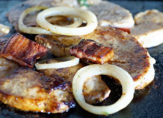 cooked piece of chicken bacon cooked piece of chicken bacon